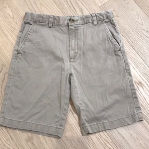 Vineyard Vines khaki shorts